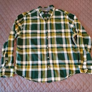 Men's Green Plaid Button Down Shirt
